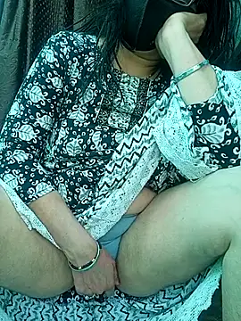 heenage online show from March 15, 8:26 am