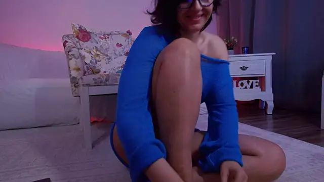 SophieeRain online show from May 16, 7:34 pm