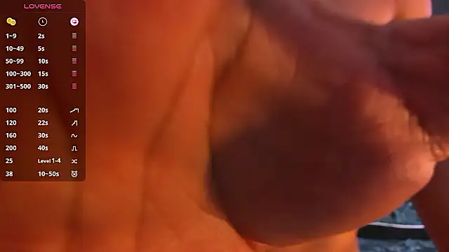 Snapshot of jordan_mayers02 chatting on December 1, 9:48 pm jordan mayers02 online show from December 1, 9:48 pm