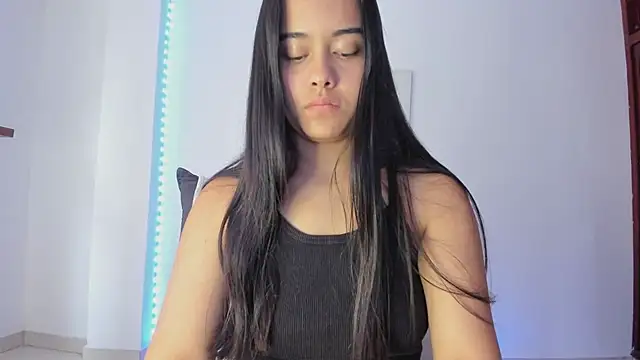 Snapshot of anniesweet- chatting on March 18, 4:37 pm anniesweet- online show from March 18, 4:37 pm