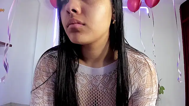 Snapshot of anniesweet- chatting on November 1, 1:24 pm anniesweet- online show from November 1, 1:24 pm