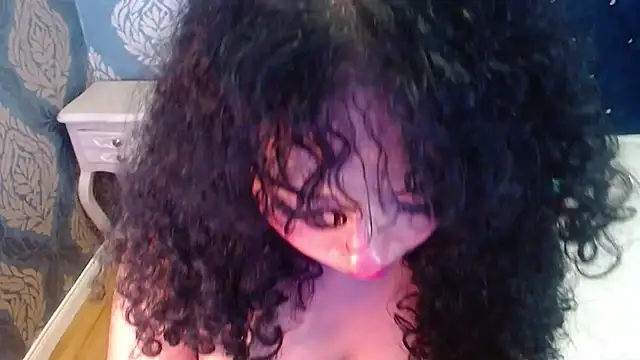 Sofiacowperx online show from July 26, 3:04 am