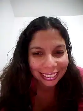 Snapshot of Carliina_Soussa chatting on February 5, 10:12 pm Carliina Soussa online show from February 5, 10:12 pm