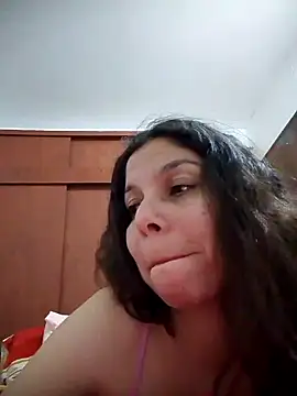 Snapshot of Carliina_Soussa chatting on February 28, 11:01 pm Carliina Soussa online show from February 28, 11:01 pm