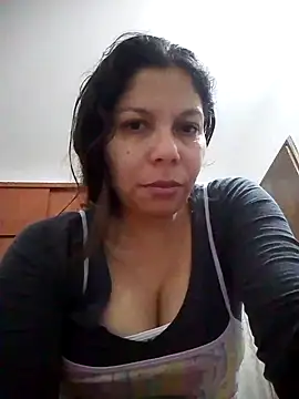 Snapshot of Carliina_Soussa chatting on March 2, 11:20 pm Carliina Soussa online show from March 2, 11:20 pm