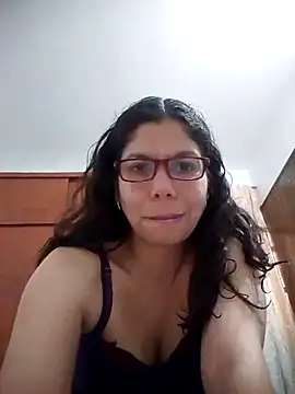 Snapshot of Carliina_Soussa chatting on March 12, 9:45 pm Carliina Soussa online show from March 12, 9:45 pm