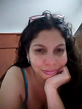 Snapshot of Carliina_Soussa chatting on March 14, 4:43 am Carliina Soussa online show from March 14, 4:43 am