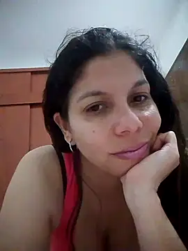 Snapshot of Carliina_Soussa chatting on March 17, 2:08 am Carliina Soussa online show from March 17, 2:08 am