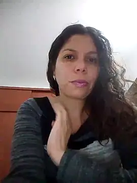 Snapshot of Carliina_Soussa chatting on March 18, 10:04 pm Carliina Soussa online show from March 18, 10:04 pm
