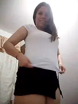 Snapshot of Carliina_Soussa chatting on September 13, 10:42 pm Carliina Soussa online show from September 13, 10:42 pm