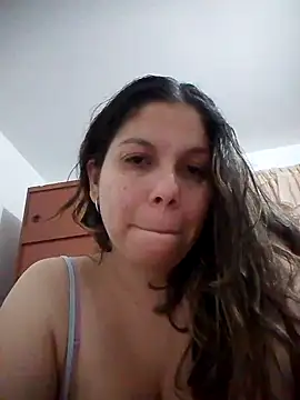 Snapshot of Carliina_Soussa chatting on September 29, 3:00 am Carliina Soussa online show from September 29, 3:00 am