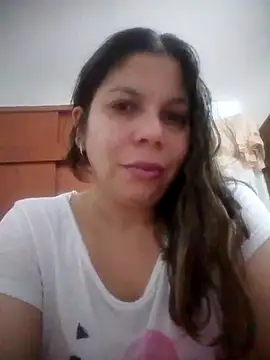 Snapshot of Carliina_Soussa chatting on October 6, 2:31 am Carliina Soussa online show from October 6, 2:31 am