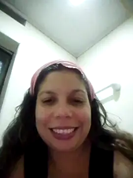 Snapshot of Carliina_Soussa chatting on November 6, 12:33 am Carliina Soussa online show from November 6, 12:33 am