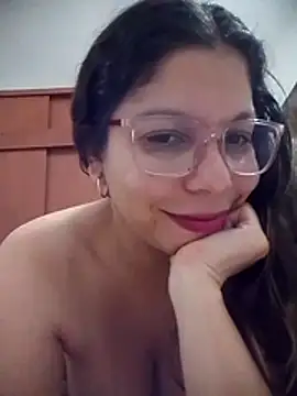 Carliina Soussa online show from May 15, 12:28 am