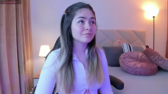 Lau Bee online show from February 2, 3:49 pm