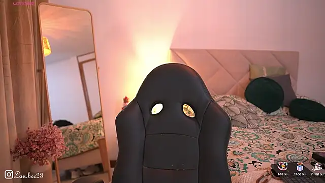 Lau Bee online show from January 10, 5:26 pm