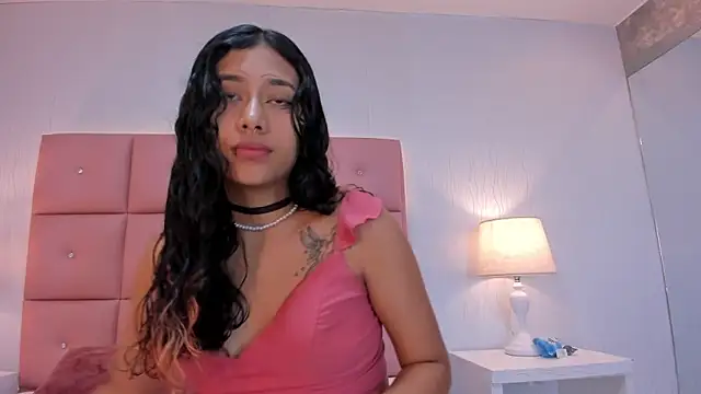 laura smith33 online show from March 12, 2:34 pm