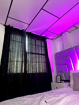 Snapshot of ZoeJohnsoon chatting on September 17, 3:24 pm ZoeJohnsoon online show from September 17, 3:24 pm