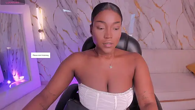 SavannahStorm online show from April 30, 12:11 pm