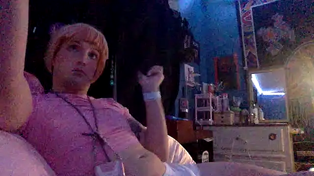 xdelilahz online show from March 12, 9:23 am