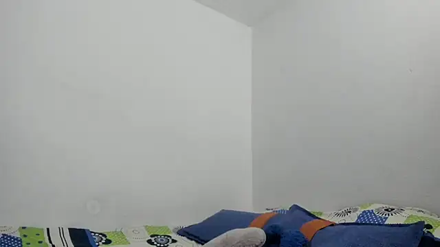 Nathaly love96 online show from December 16, 8:05 pm