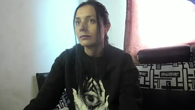Nathaly love96 online show from April 25, 1:41 pm