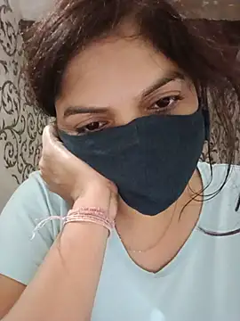 Snapshot of illay_love chatting on July 29, 3:26 am illay love online show from July 29, 3:26 am