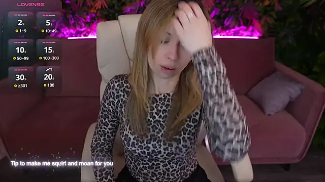 MayaRayy online show from February 21, 5:09 pm