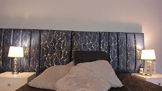 Sophia Lemos online show from October 17, 2:08 pm