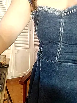 Adel Nesbiit online show from February 12, 7:31 pm