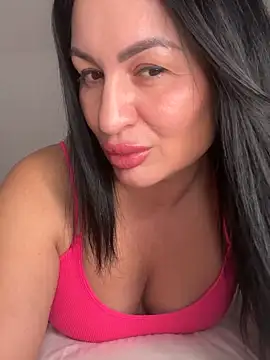 Snapshot of Helena7077 chatting on November 25, 11:16 pm Helena7077 online show from November 25, 11:16 pm