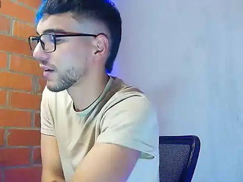 Leandro valenzuela online show from November 13, 8:08 pm