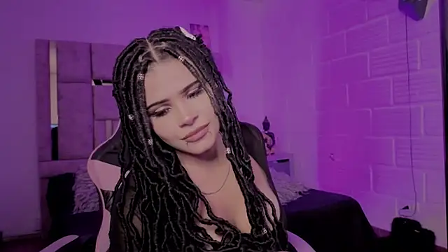 BonnieAnderson  online show from July 12, 11:18 pm
