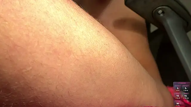 NickSull   online show from May 18, 1:56 am