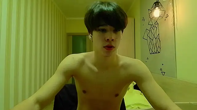 gayGamogey online show from December 18, 4:49 pm