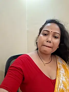 DREAM GIRL-30 online show from July 11, 6:05 am