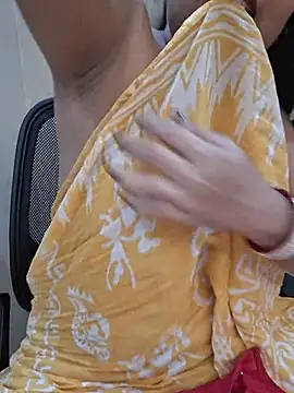 DREAM GIRL-30 online show from August 2, 4:38 pm