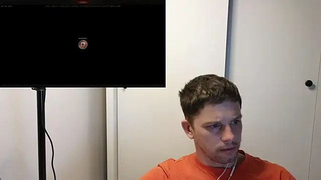 Snapshot of BigL0ve chatting on October 26, 2:12 pm BigL0ve online show from October 26, 2:12 pm