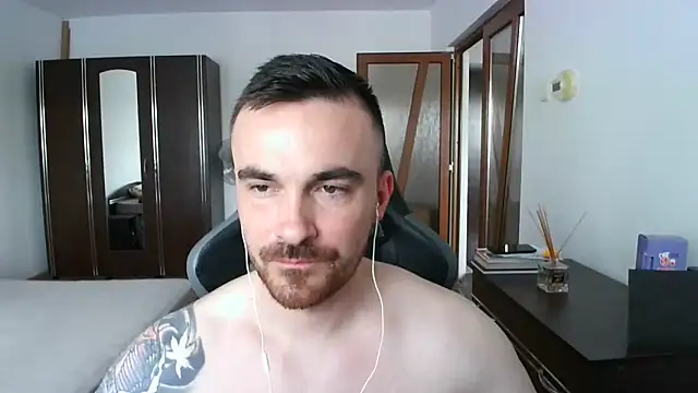 Snapshot of mu5clemania2 chatting on May 25, 2:56 pm mu5clemania2 online show from May 25, 2:56 pm