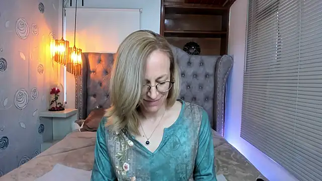 Snapshot of SammySanders chatting on December 29, 10:14 pm SammySanders online show from December 29, 10:14 pm