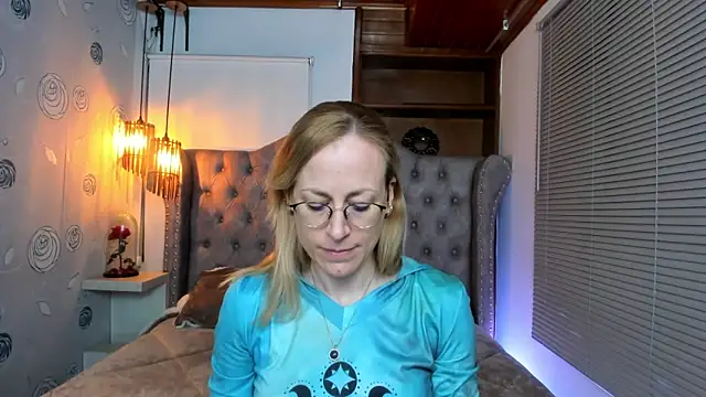 Snapshot of SammySanders chatting on January 10, 11:18 pm SammySanders online show from January 10, 11:18 pm