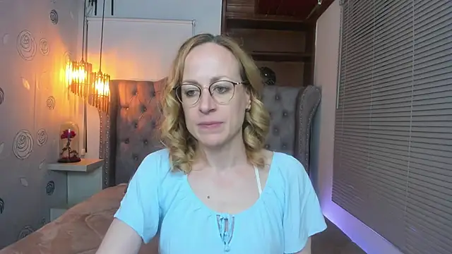 Snapshot of SammySanders chatting on March 19, 11:25 pm SammySanders online show from March 19, 11:25 pm