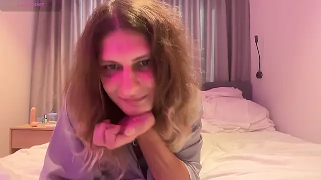 Alice Pinkhead online show from February 19, 8:32 am