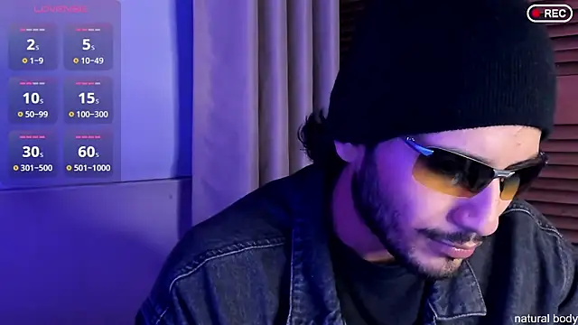 Snapshot of Nicholasrodrii chatting on October 24, 11:56 pm Nicholasrodrii online show from October 24, 11:56 pm