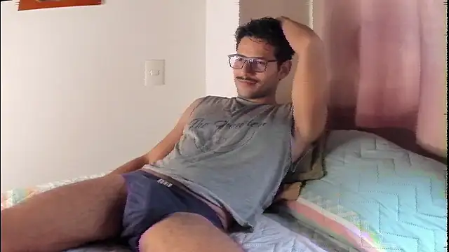 Nicholasrodrii online show from March 2, 8:48 pm