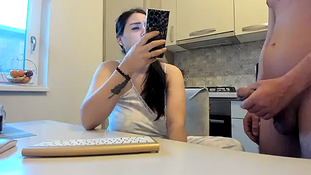 cuplu29 online show from May 18, 3:13 am