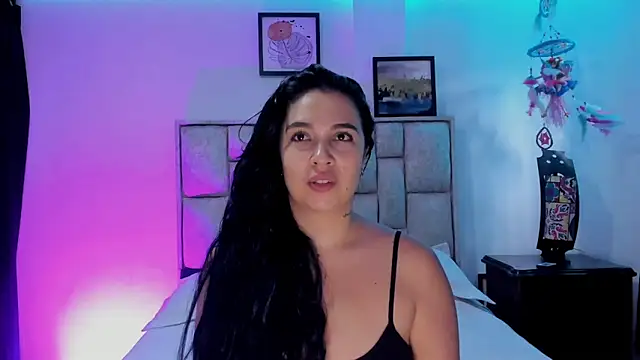 brianaGuzman online show from February 28, 3:13 pm