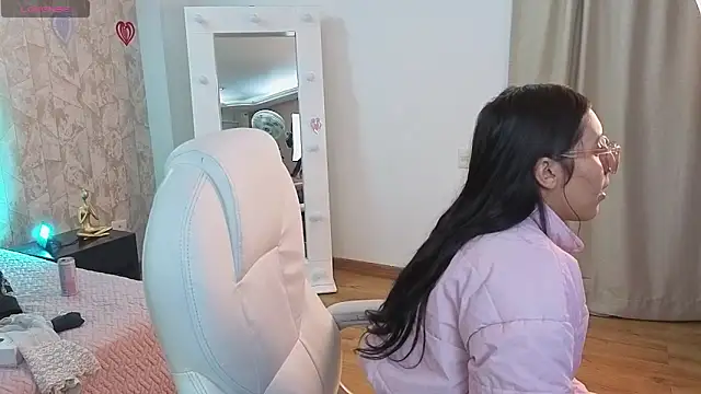 amy fox2 online show from March 12, 2:56 pm