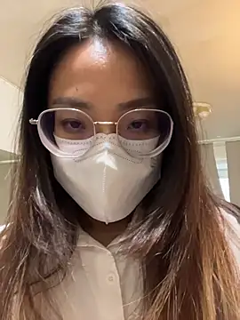 Snapshot of yourbootygirl chatting on November 2, 2:03 am yourbootygirl online show from November 2, 2:03 am