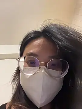 Snapshot of yourbootygirl chatting on December 3, 2:15 pm yourbootygirl online show from December 3, 2:15 pm